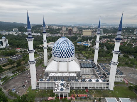 Explore the Thrills: A Complete Guide to Living Large in Malaysia