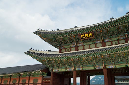 Explore South Korea: A Journey Through Time from Palaces to Skyscrapers